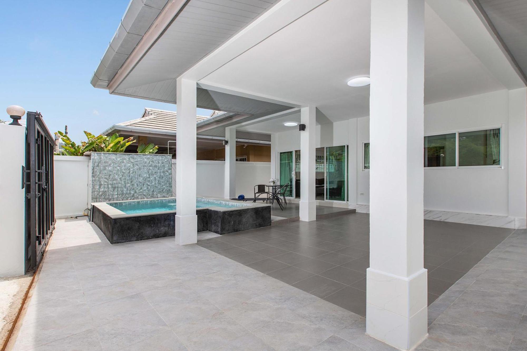 Family 2Br Villa Lancelot 3 With Jacuzzi Pool, Just 10 Min Drive Naiharn And Rawai Ban Saiyuan Exterior foto